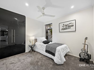 8 Grevillea Place, Forest Lake