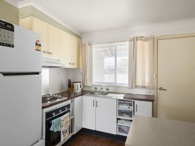 21 / 31 High Street, Seymour