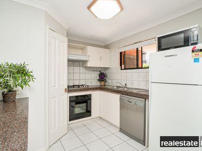 4 / 30 Bronte Street, East Perth