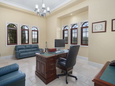 33 Wilga Drive, Bunya