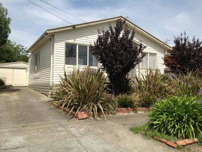 5 Downie Crescent, Hamlyn Heights