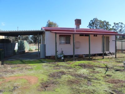 11 Molin Crt, Koondrook