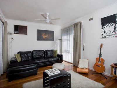7 Burch Court, California Gully