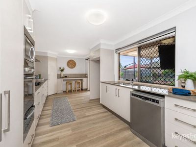 5 Dickenson Place, Kirwan