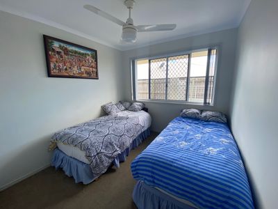 5B Kinross Court, Kawungan