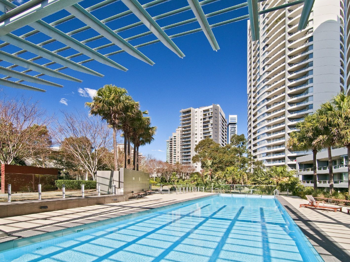 1608 / 9 Railway Street, Chatswood