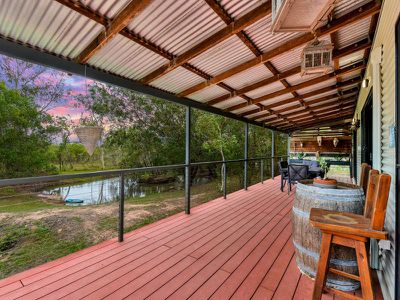 230 Wheewall Rd , Berry Springs