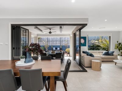 9 Poplar Avenue, Elizabeth Hills