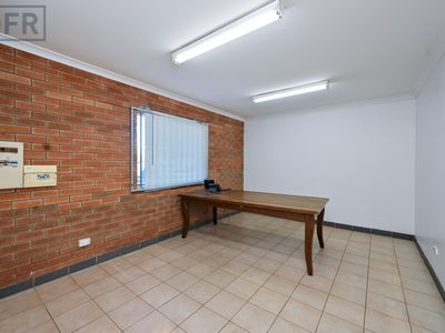 2 / 35 Cooper Road, Cockburn Central
