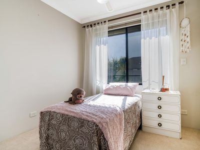 19 Estcourt Road, Redcliffe