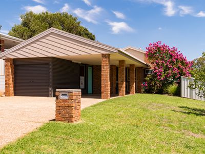 8 NEWMAN CRESCENT, Wodonga