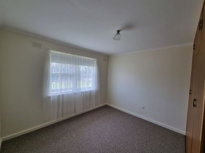 6 Hutchesson Street, Millicent