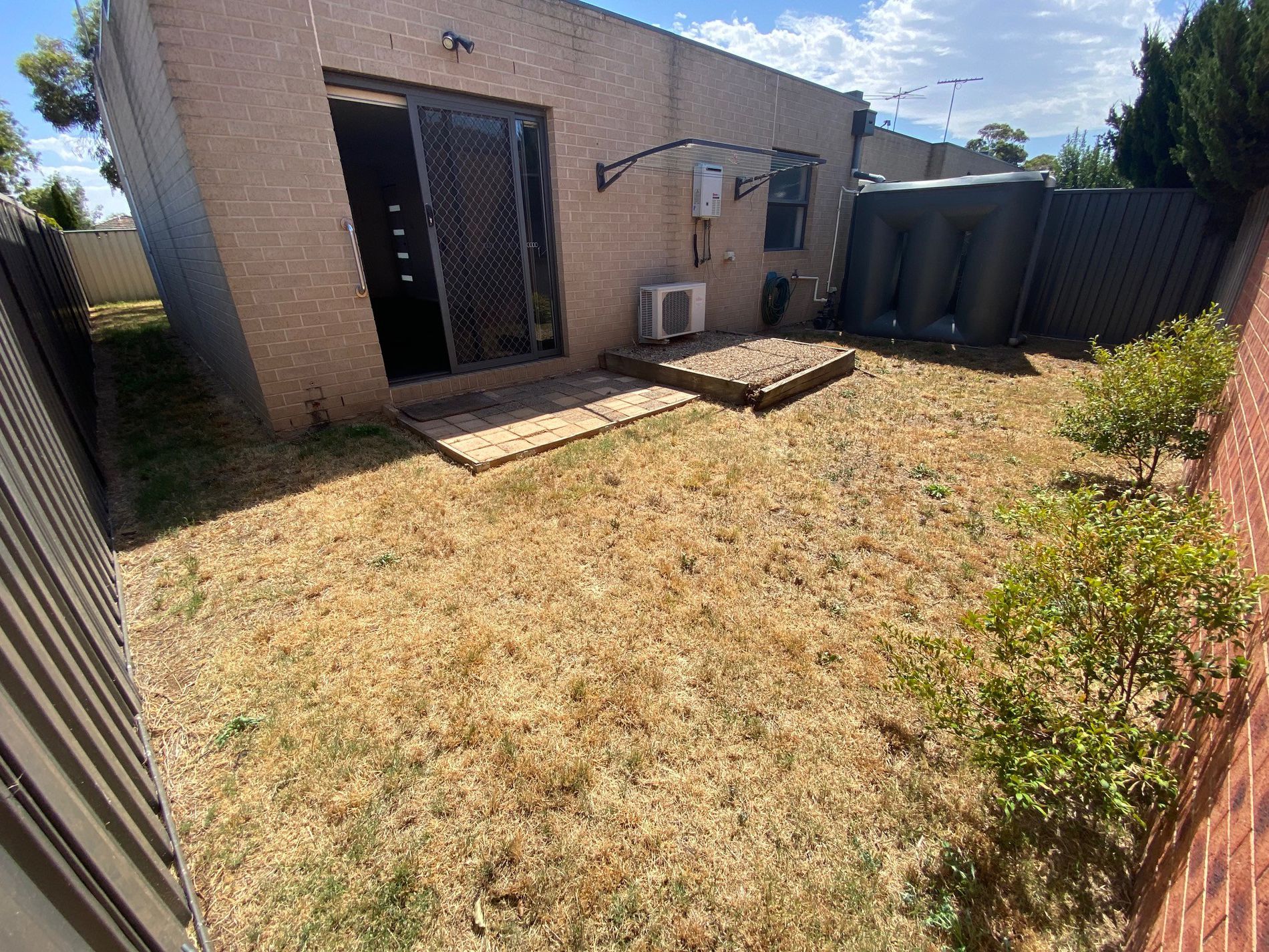 10 / 25 Deutgam Street, Werribee