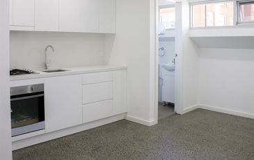 Flat A / 742 Bourke Street, Redfern
