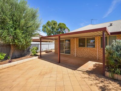 Unit 1 / 19 Ramus Circle, Somerville