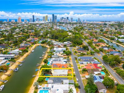 18 Rosemont Ave, Broadbeach Waters
