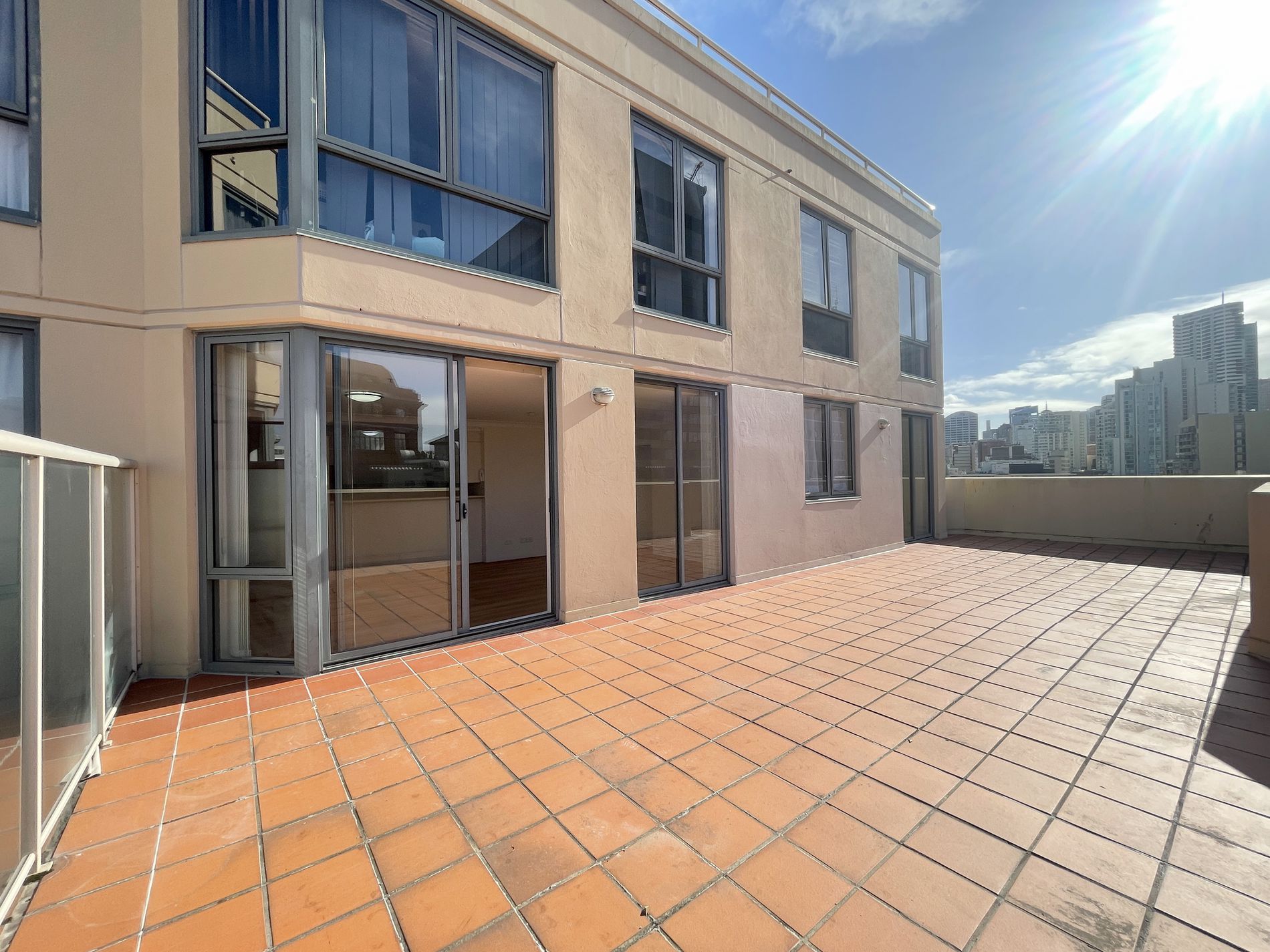 907 / 755 George Street, Sydney