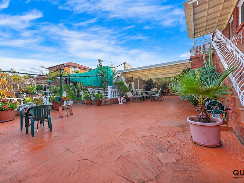138 St Johns Road, Cabramatta West