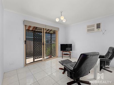 4 / 13 Booval Street, Booval