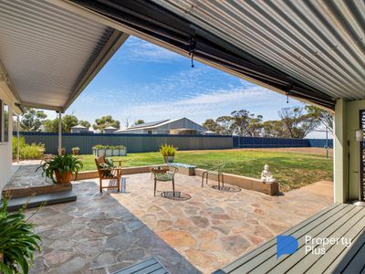 14 Greens Lane, Wedderburn
