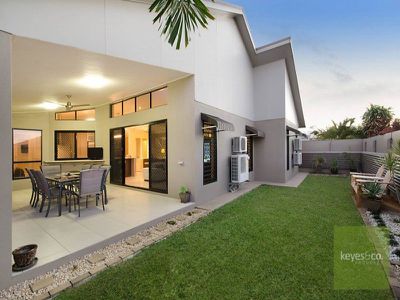 13 Waterlily Circuit, Douglas