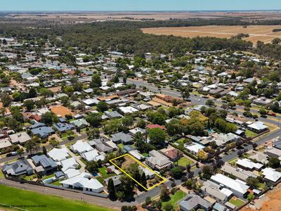 12 Bath Street, Swan Hill