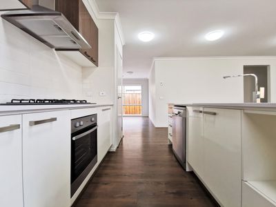 14 Beehive Drive, Williams Landing