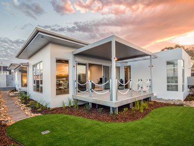 23 Edwin Hicks Way, Coombs