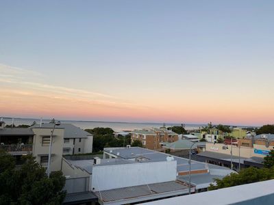 6 / 89a Bay Terrace, Wynnum