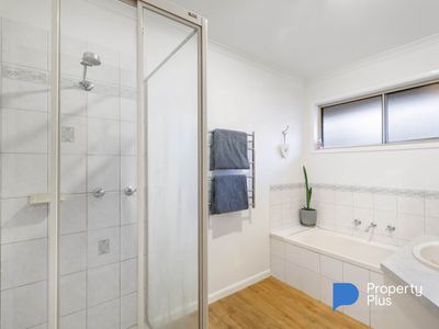 8 Baden-Powell Place, Strathdale
