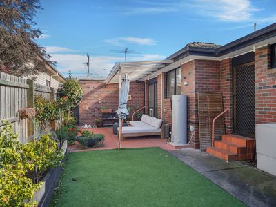 2 / 44 Cooper Street, Essendon