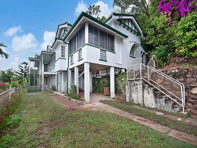 352 Stanley Street, North Ward