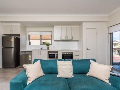3 / 42 McLarty Ave, Joondalup