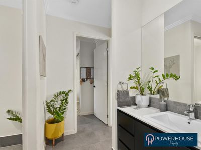 12 Castleton Ent, Smithfield