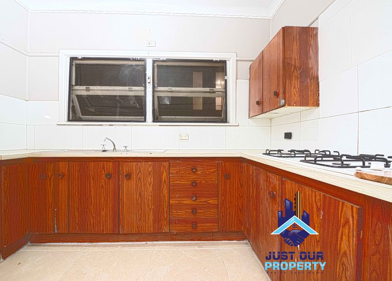 32 Clarence Street, Condell Park