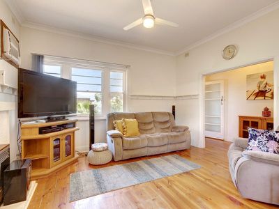 5 Emily Street, Woodville West