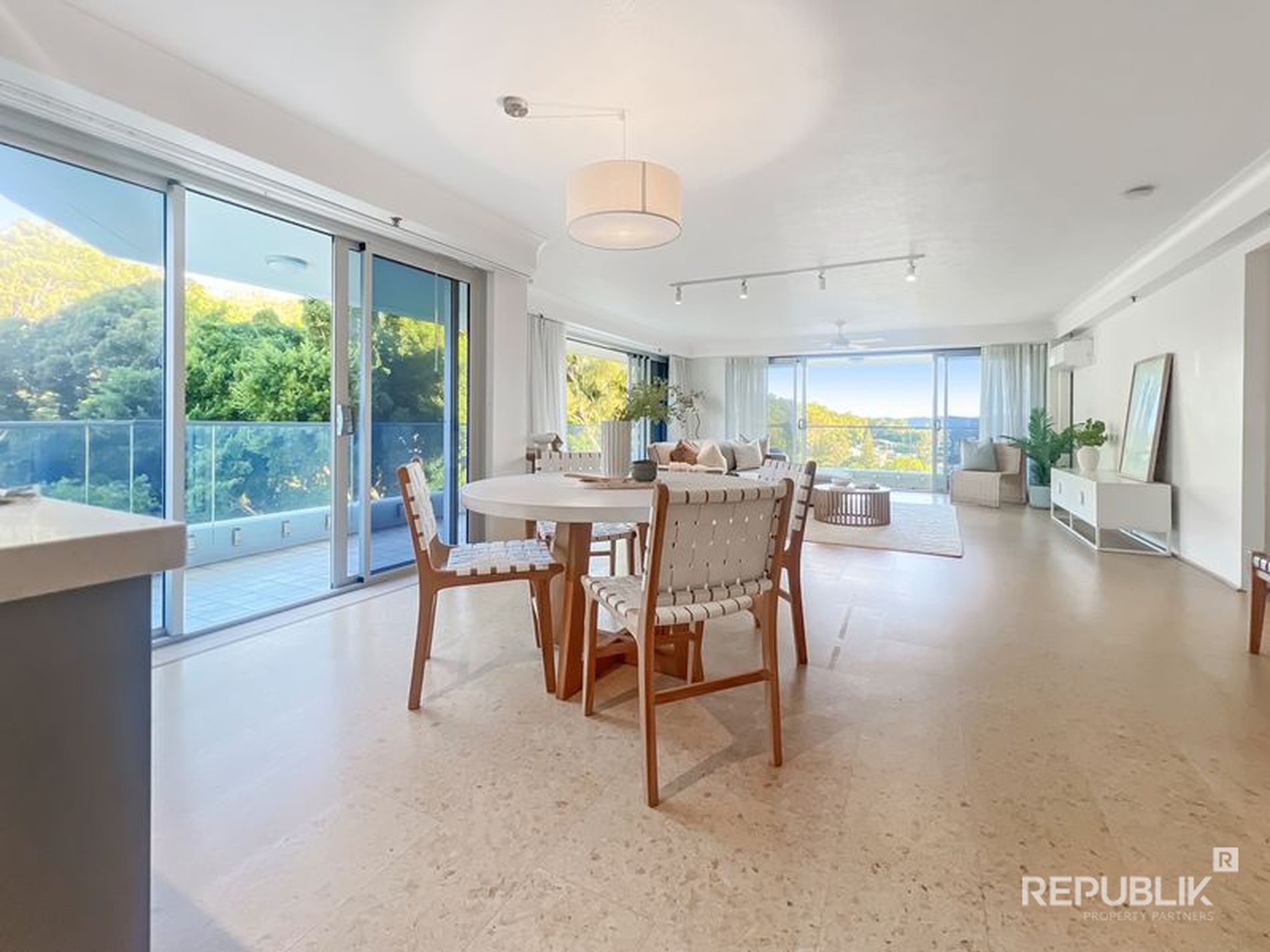 40 / 45 HAYLE STREET, Burleigh Heads