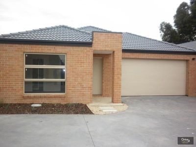 2 / 22 Immy Pde, Narre Warren