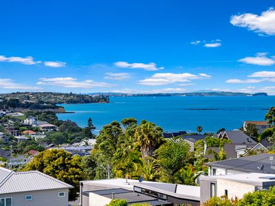 18 Montgomery Avenue, Rothesay Bay