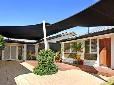 3 Charolais Crescent, Benowa
