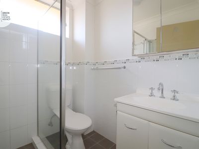 15/7 Bank Street, Meadowbank