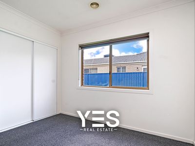18 Kingsdale Crescent, Pakenham