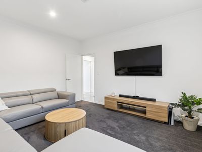 11A Blackham Way, Balga