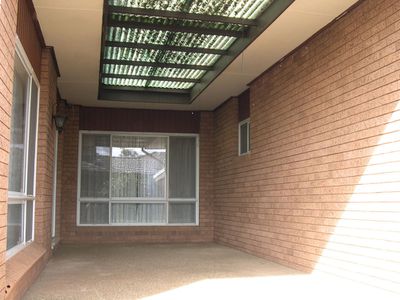 17 Brigalow Avenue, Dubbo