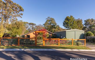2 Young Street, Beaconsfield Upper