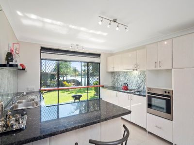 21 The Lakes Drive, Tweed Heads West