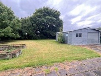 22 Constitution Avenue, Milton