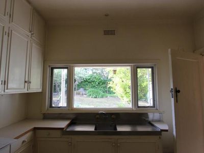 50 Fairview Avenue, Newtown