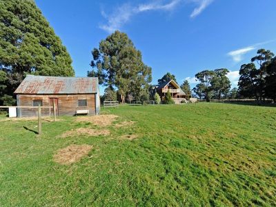 149 Narrows Road, Strathblane