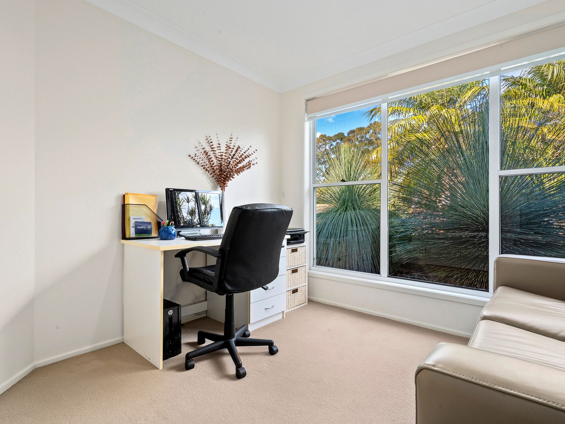 6 Woodalla Way, Narrawallee